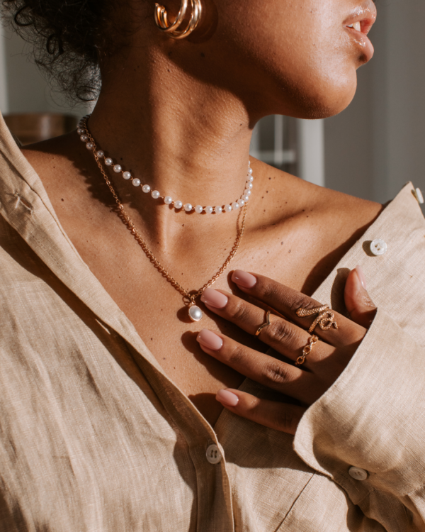 Collier Aphrodite – Acier inoxydable & perles ✨